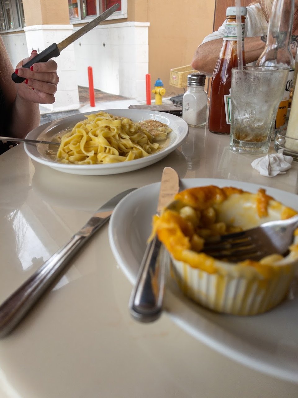 Alfredo and Mac N Cheese